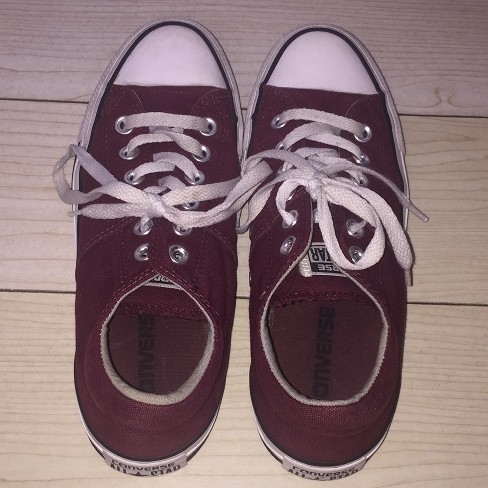 Maroon converse!! ♥️♥️♥️ - Picture 4 of 6